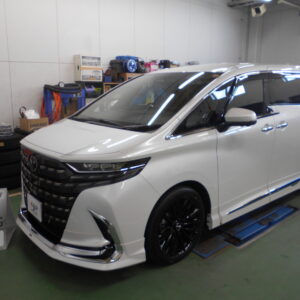 お客様名：H.K様　車種名：TOYOTA ｱﾙﾌｧｰﾄﾞ　コース名：UPコート 10G