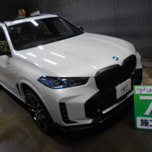 お客様名：S.T様　車種名：BMW X5　コース名：UPコート ７G