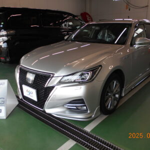 お客様名：K.Y様　車種名：TOYOTA クラウン　コース名：UPコート 10G