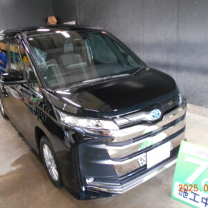 お客様名：K.N様　車種名：TOYOTA ノア　コース名：UPコート７G
